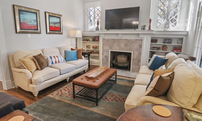 Central Gardens Apartment | Heart of the City Luxury Penthouse…. in Historic Central Gardens Neighborhood!