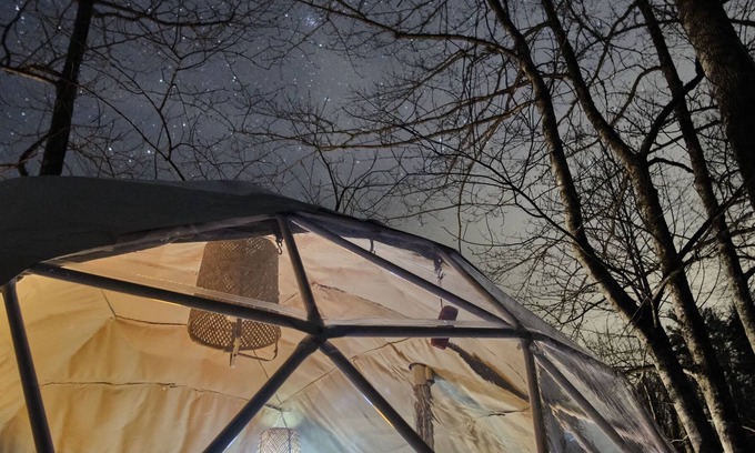 Deep Gap RV Rental | Heated Treehouse DOME w/ creek & cargo net hammocks!!!