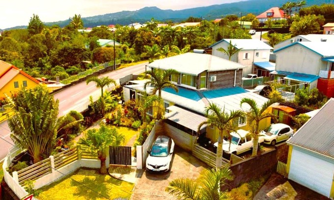 Saint-Joseph House | HeavRun