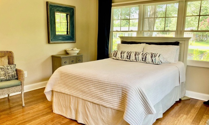 Wilmington Apartment | Heron's Nest - Relaxing private oasis -ideal location close to beach & downtown