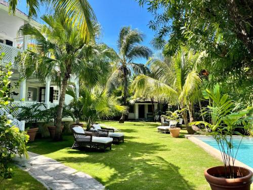 Dunmore Town House | Hibiscus Hill Kings Treat - Ultimate Island Style House withPool home