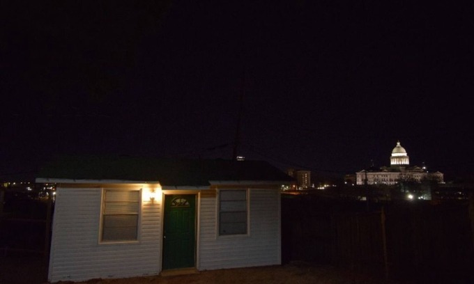 Capital View Apartment | Hidden in plan sight with amazing view of the Capital.