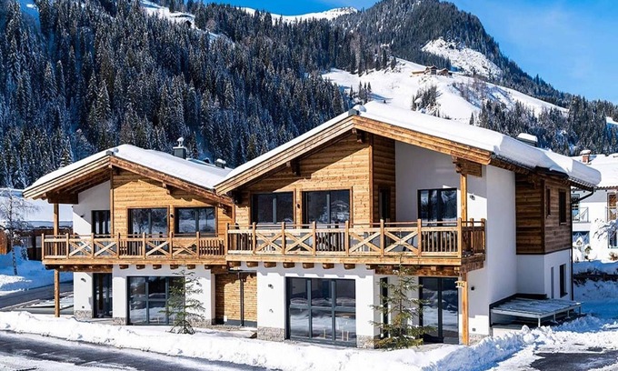 Kleinarl House | High-quality apartment with ski storage