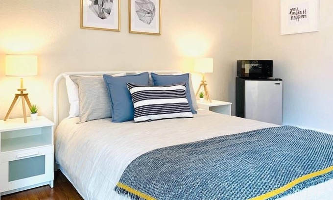 Cortez Hill Apartment | High Walkability | Stylish Studio | Easy Check-in