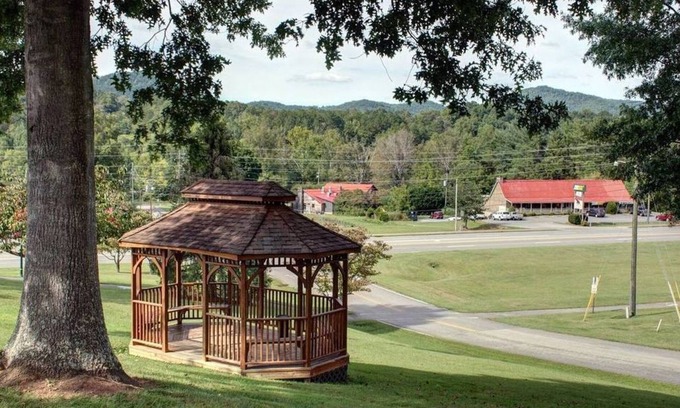 Townsend Hotel | Highland Manor Inn