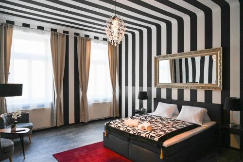Margareten Apartment | Highlight Apartment St Charles Church