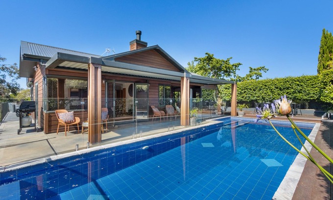 Havelock North House | Hikanui Haven – Havelock North Holiday Home