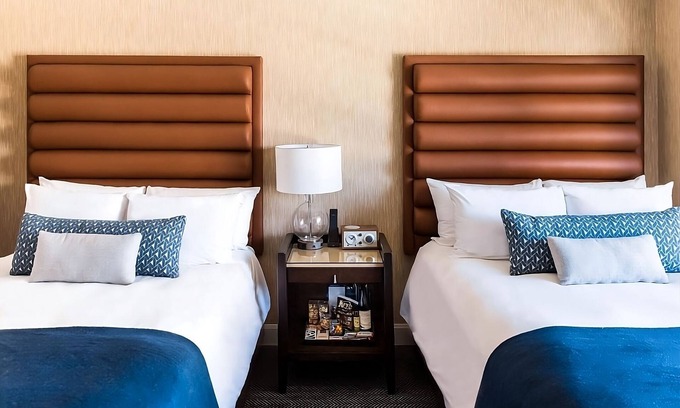 Downtown Portland Hotel | Hiking Break at Hoyt Arboretum! 3 Stylish Units w/City Views at Dossier Hotel!