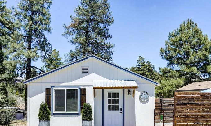 Prescott Cottage | Hillside Hideaway Centrally Located Cottage, Close to Trails, Lakes & Town