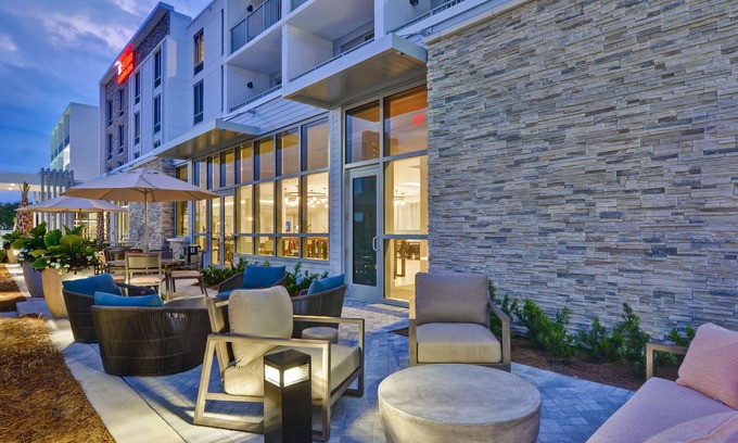 Miramar Beach Hotel | Hilton Garden Inn Destin Miramar Beach