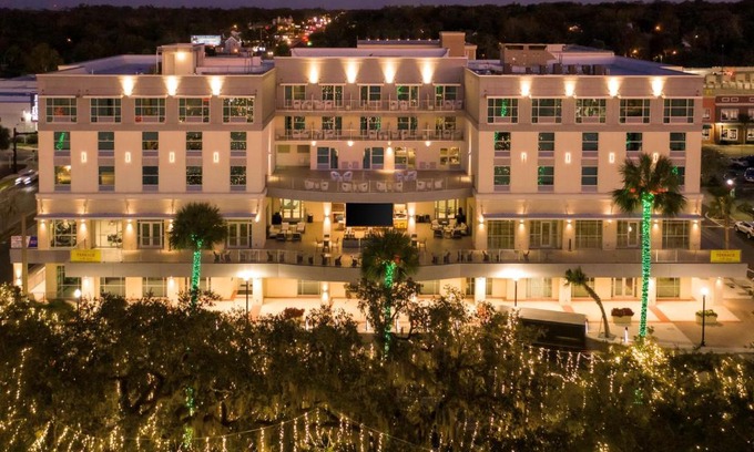 Historic Downtown Hotel | Hilton Garden Inn Ocala Downtown, Fl