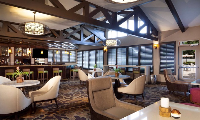 Carver City - Lincoln Gardens Hotel | Hilton Tampa Airport Westshore