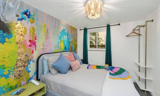 San Clemente House | Historic 3br Central Tucson Casa Clemente minutes from Downtown, UofA midtown