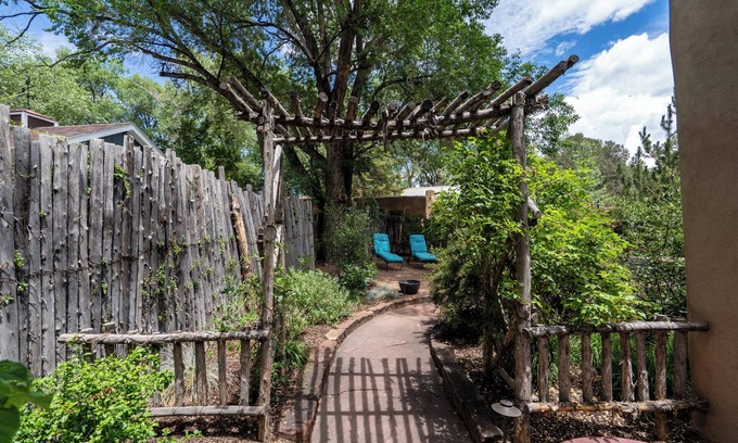 Northeast Santa Fe House | Historic Garden Retreat