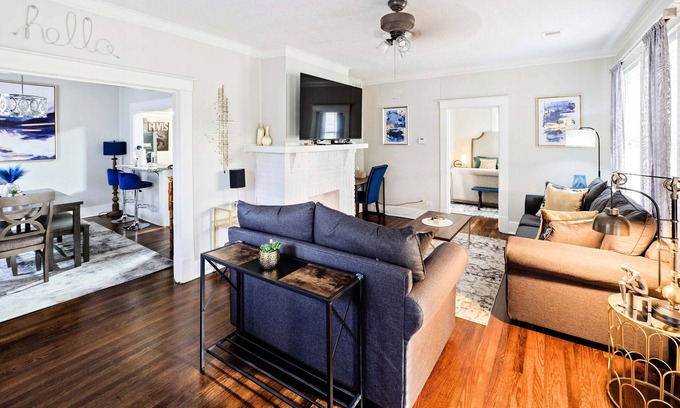 Crosstown House | Historic Hideaway w/Yard Minutes to Downtown
