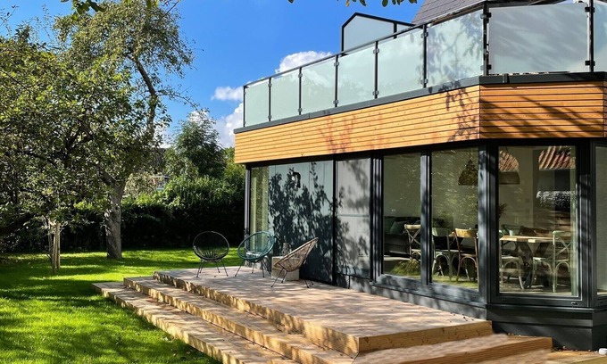 Hohwacht House | Hohwaii Villa, 300m², for 14-16 persons (3 apartments)