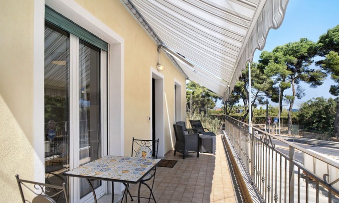Bussana Apartment | Holiday Apartment "B183 - Con Terrazzo" with Sea View, Private Terrace & Wi-Fi