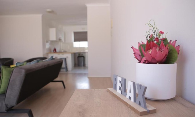 Melkbosstrand Apartment | Holiday apartment - 2min from beach (Melkbosstrand, Cape Town)