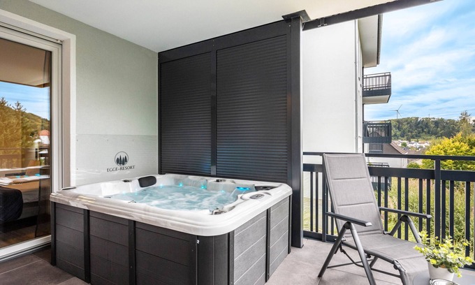 Altenbeken Apartment | Holiday Apartment "Egge Resort 7g" with Balcony, Whirlpool and Sauna