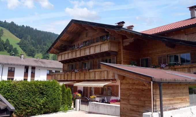 Oberau Apartment | Holiday apartment in central location