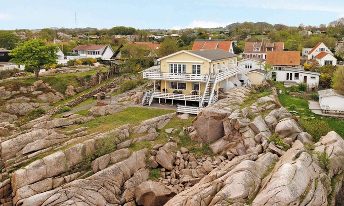 Allinge Apartment | Holiday apartment on the Bornholm cliffs