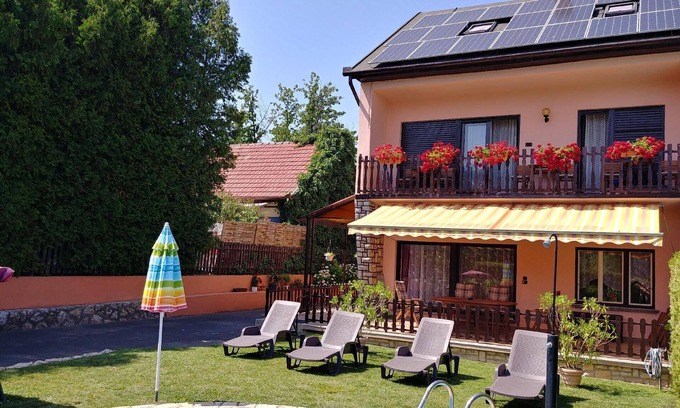 Balatonfoldvar Apartment | Holiday flat "Elisabeth" with terrace