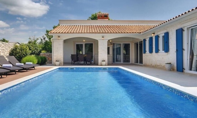 Sveta Nedelja House | Holiday Home in Nedescina with Terrace, Air condition, WIFI, Washing machine (4816-1)