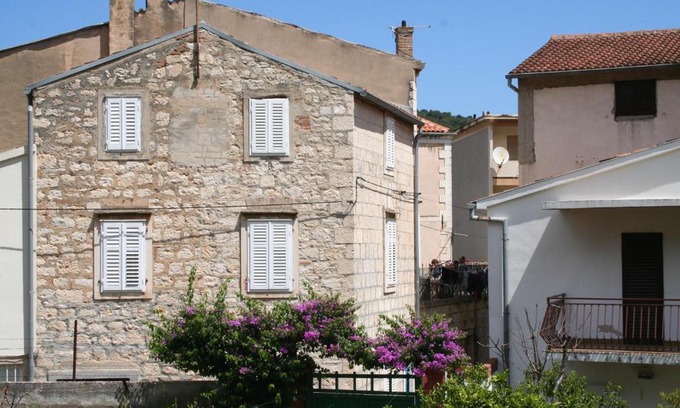 Cove Rogacic House | Holiday Home Isabella