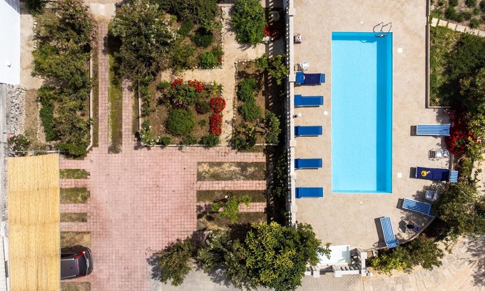 Uggiano la Chiesa House | Holiday Home "Casa Papadia - Bilocale Mirto" with Pool, Wi-Fi, A/C & Garden