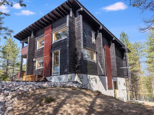 Kuusamo House | Holiday Home Matkajoentie 4b by Interhome