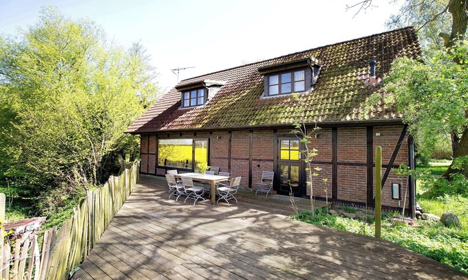 Gelting House | Holiday home "Rosen" with terrace and garden in an idyllic location - relax and unwind!