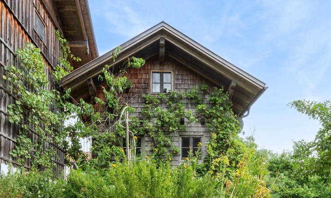 Kroning House | Holiday home "Stein" with wallbox