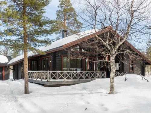 Lampivaara House | Holiday Home Villa aihki by Interhome