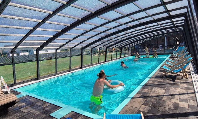 Rusinowo House | Holiday home with communal pool