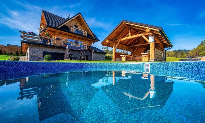 Nowy Targ House | Holiday home with relaxation in the jacuzzi