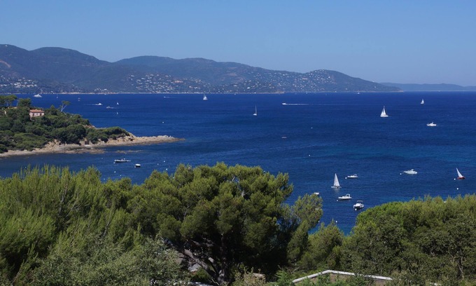Cap Benat House | Holiday house with sea view