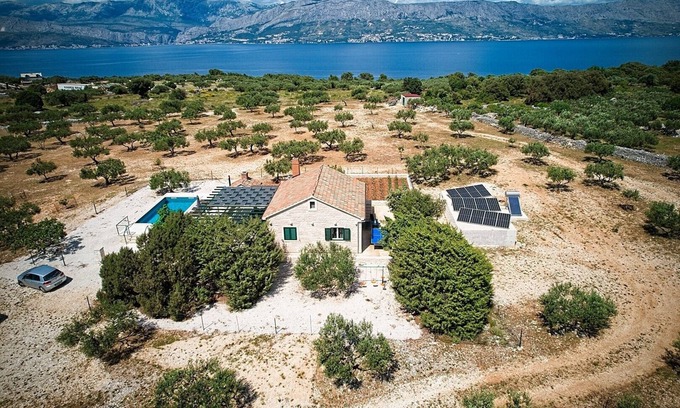 Praznica House | Holiday House Bracuta with private pool