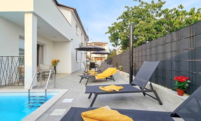 Fiorini House | Holiday house Brtonigla for 1 - 6 persons with 3 bedrooms - Holiday home