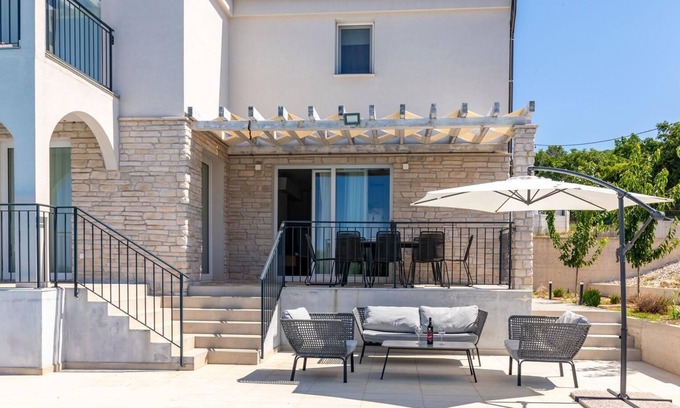 Diminici House | Holiday house Diminici for 8 persons with 4 bedrooms - Holiday home
