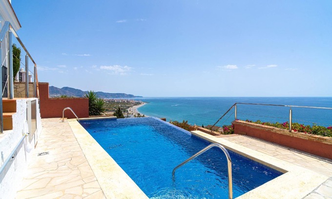 Punta Lara House | Holiday house Nerja for 1 - 6 persons with 3 bedrooms - Holiday home