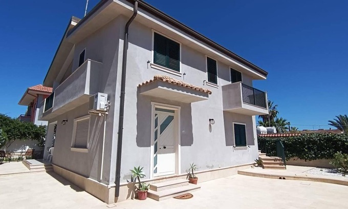 Reitani Villa | Holiday house Sicily San Lorenzo Marzamemi Noto Reitani-150 m from the beach