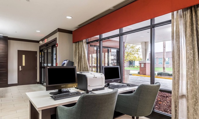 Downtown Indianapolis Hotel | Holiday Inn Indianapolis Downtown by IHG