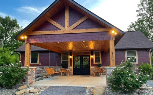 Gatlinburg Villa | Holly Ridge Hideaway