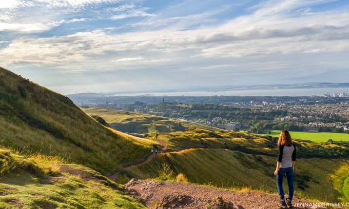 Gifford Apartment | Holyrood Park Apartment near Royal Mile and Palace