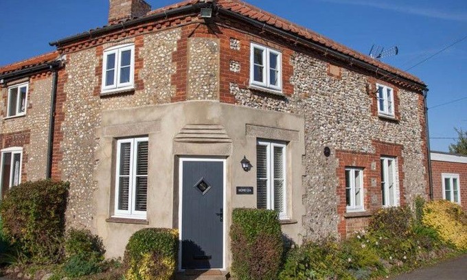 Docking House | Home Lea