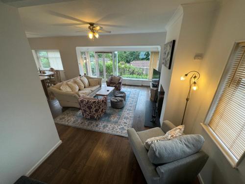 Barnstaple House | Homely 4 bed in Barnstaple