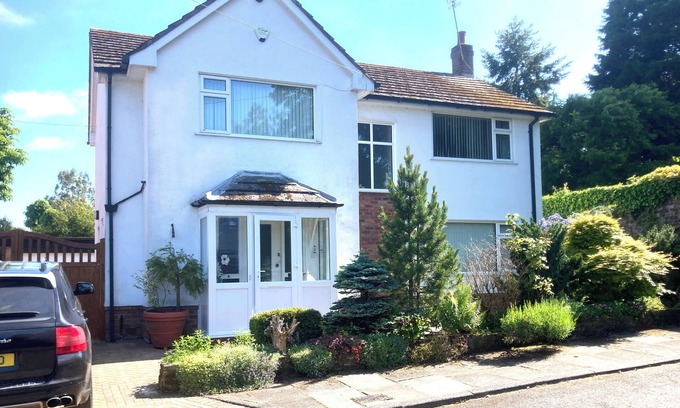 Liverpool House | Homely house in a quiet, leafy and perfect location for everything Liverpool