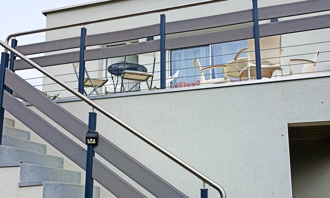 Arnage Apartment | Homerez - Amazing appartement for 7 ppl. with terrace at Arnage