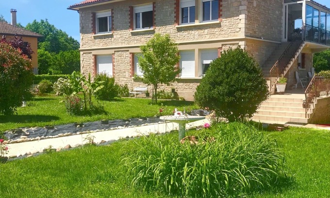 Toulonjac Apartment | Homerez - Charming apartment in Toulonjac with garden and terrace