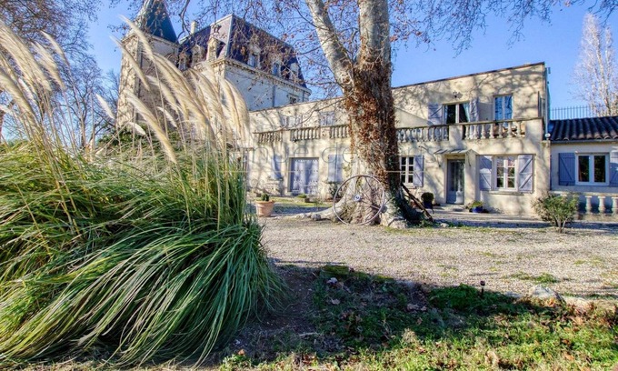 Violes Apartment | Homerez - Nice appartement for 2 ppl. with shared pool at Violes